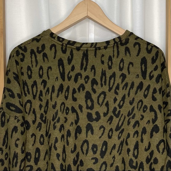 SOLD Seed Heritage Olive Green Ocelot Knit Top S - Picture 7 of 10